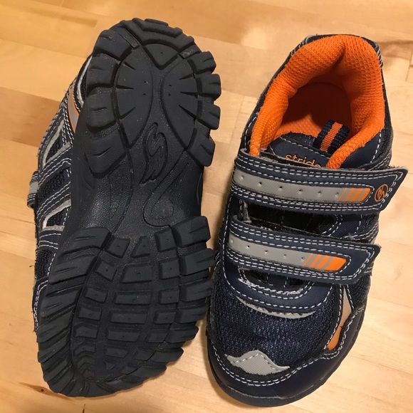 Stride Rite 8.5 - Picture 3 of 6